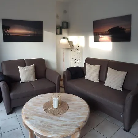 Holiday home Haus-rittersporn